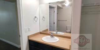 Great 3 Bed 2 Bath Sandy Condo!! Great 3 Bed 2 Bath Sandy Condo!! Gallery 13