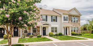 1324 Stone Ridge Park Loop Gallery 1