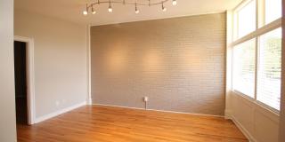 Beautiful 2 Bedroom, 1 Bath home is West Raleigh! Pet Friendly! Gallery 10