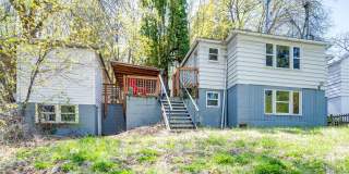 Charming College Hill Gem – Your Perfect Student Home! Gallery 1