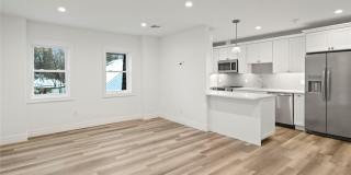 71 W Main Street unit: 2B Gallery 1