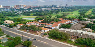 Oaks at Medical Center Gallery 2