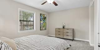 Brentwood Apartments Gallery 11