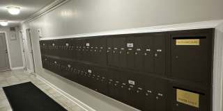 Spacious One Bedroom Condo In the Heart of Dupont - 17th/New Hampshire. Gallery 29