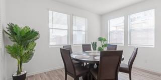 21283 W EDGEMONT Avenue Gallery 11