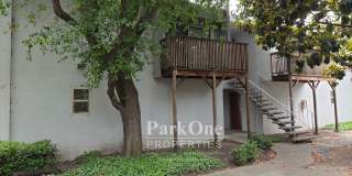 Spacious Updated 2 bed , 1 Bath Gallery 1