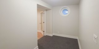 847 W Wellington Gallery 28