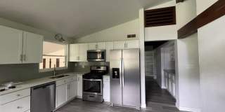 2219 N GLENDALE Drive Gallery 7