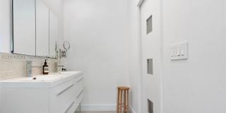 547 NE 59th St Gallery 25