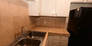 2 Bedroom Apartment - NO PETS - 2334 Lamb Blvd Gallery 8