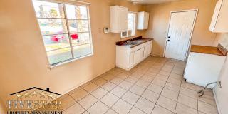 House for Rent on 2105 Del Amo Way Gallery 6