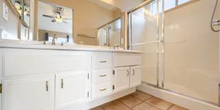 Beautifully Updated 3 Bedroom Home with Designer Kitchen & Cozy Fireplace Gallery 17