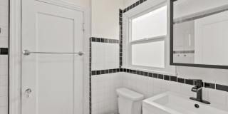 Elevated Golden Hill 2BR with Southwesterly Views with A/C & Detached Garage Gallery 21