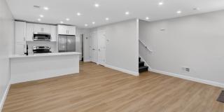 17 Hooker Street Gallery 8