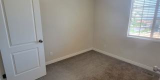Huge Townhome in coveted East Cottonwood Heights! Gallery 17