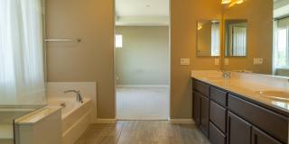 607 Guild Road Gallery 14