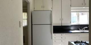 1115 S Maple Gallery 15