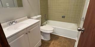 Wesleyan Apartments Gallery 23