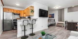 Charming comfy Studio in La Jolla Village! Gallery 7
