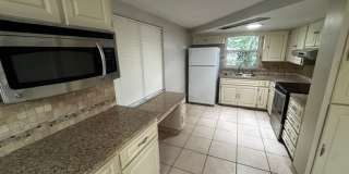 Spacious 2 Bedroom Home Gallery 8