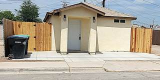 Just remodeled 2 bedrooms and 2 full bathrooms apartment. Gallery 1