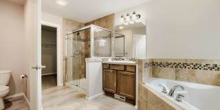 Spacious 5 Bedroom Lynnwood Dream Rental w/ Attached 3-Car Garage! Gallery 16
