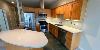 Pike Lofts Condominium ~ Capitol Hill Gallery 7