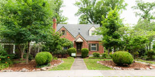 Sunset Hills 3 bedroom 2 bathroom charming brick bungalow in Greensboro. Lawn care included Gallery 4