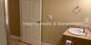 4 Bed, 3.5 Bath, 2380 Sqft - 4367 Prairie Rose Cir Gallery 25