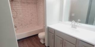 Sugarbush Apartments Gallery 110