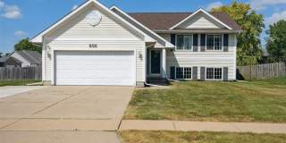 505 SE Pleasant View Drive Gallery 1