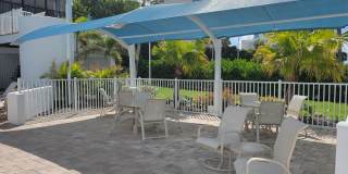 Beautifully renovated 2/2 condo downtown Sarasota with view of Bay! Gallery 34