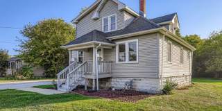 16855 Sayre Avenue Gallery 1