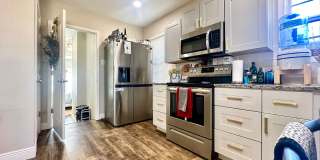 Where Charm, Cozy, and Tech Terrace Collide | Fully Furnished & Pre-Leasing For 8/1 Gallery 11