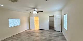 Euclid/Woodlawn Roommate Dream 4/3 home Gallery 21