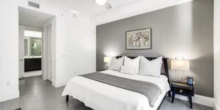 Luxury Living Meets Prime Location! Naples Square 2/2 Condo with Expansive Terrace Gallery 15