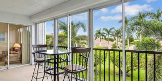 555 Park Shore Drive Gallery 9