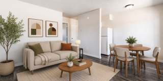 Discover Unmatched Convenience in a Prime Location in your 1 BR, 1BA Apartment! Hablamos Espanol! Gallery 1