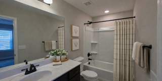$250 OFF Move In Special! Gallery 33