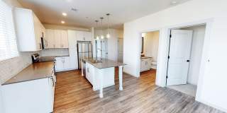 Garrett Uptown Gallery 27