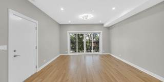 3225 S Halsted Street Gallery 7