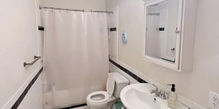 213 N Walnut Street Gallery 13