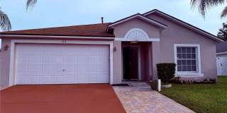 161 CHINA BERRY Circle Gallery 1