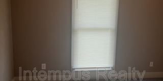 229 Deaderick Ave Gallery 38