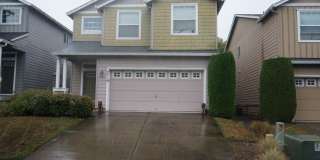 Beautiful 2 Story Home in Fairfield Park for lease - 8919 NE 41st Ave Gallery 1