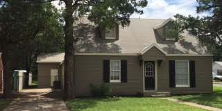Awesome 4 or 5 bedroom/ 2 bathroom /4 car garage Gallery 3