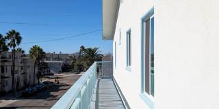 Cali Hermosa Beach LLC Gallery 17