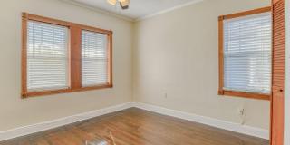 705 7th Avenue Gallery 12