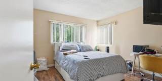 1475 S Wooster St unit: 4 Gallery 10