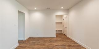 7949 SAWDUST Gallery 10